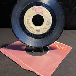 Meco - Empire Strikes Back Medley / The Force Theme  45 RPM 1980 RSO RECORDS.