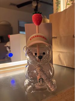 Starbucks Bearista Strawberry Glass Cup 2026