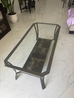 Juego de comedor con dos mesas