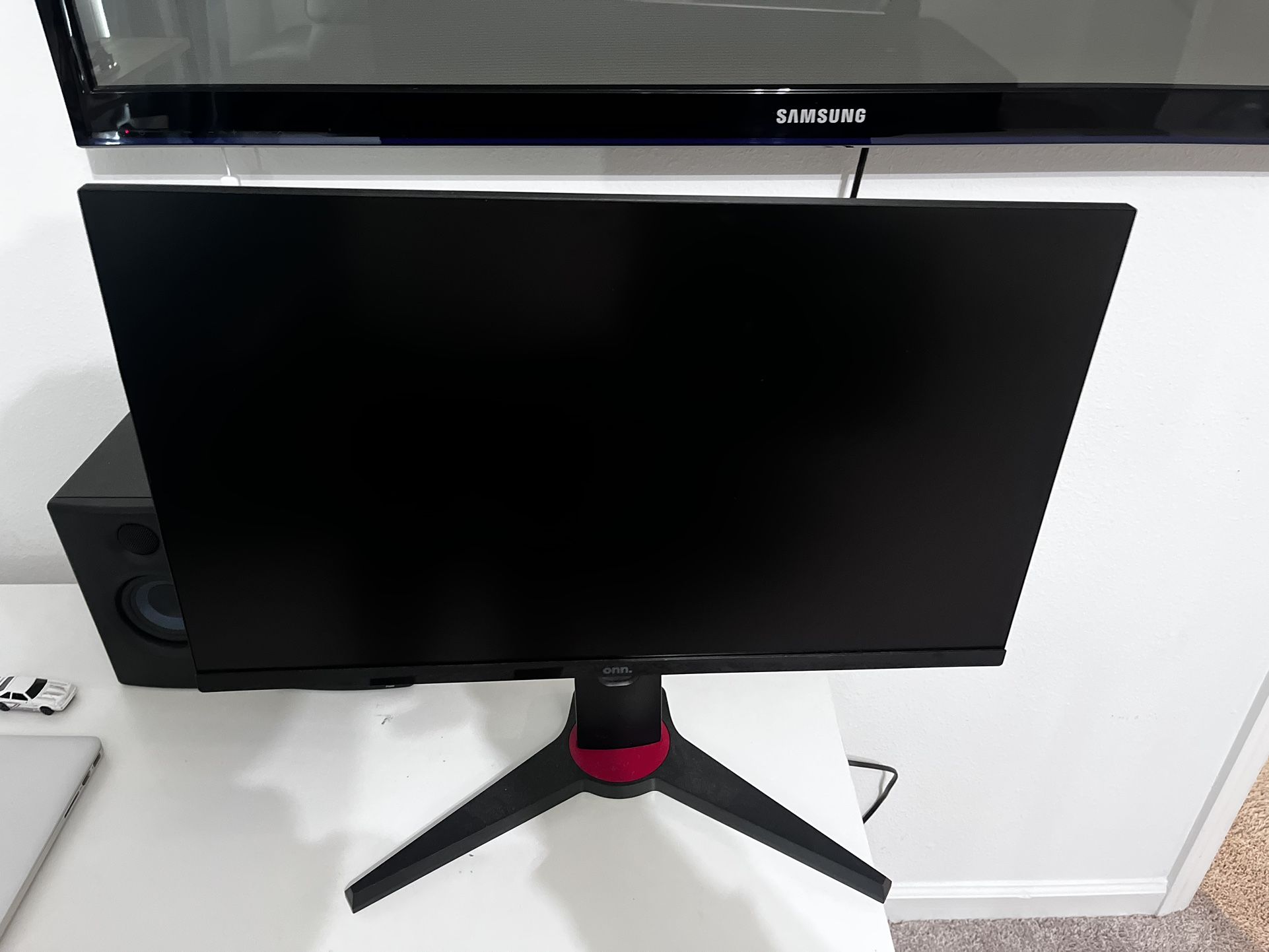 Gaming Monitor ONN