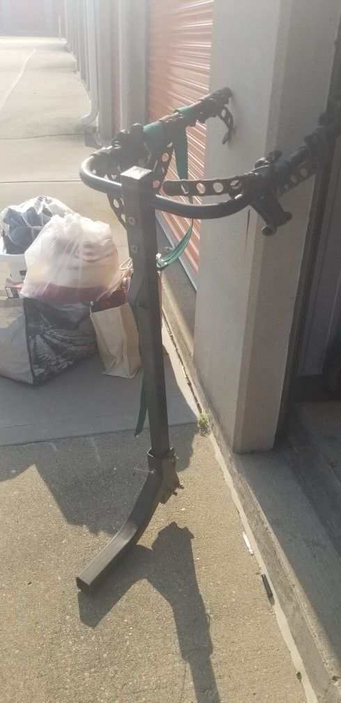 Yakima 4 Bike Carrier Like NEW $499 RETAIL