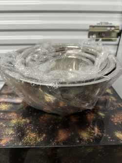 Nesting Metal Mixing Bowl Set - Wrapped