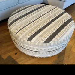 Persia 41 Inches  Round  Upholstered  Textured Ottoman  Still In 
