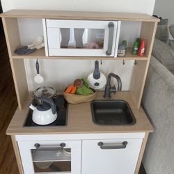 Kids Kitchen