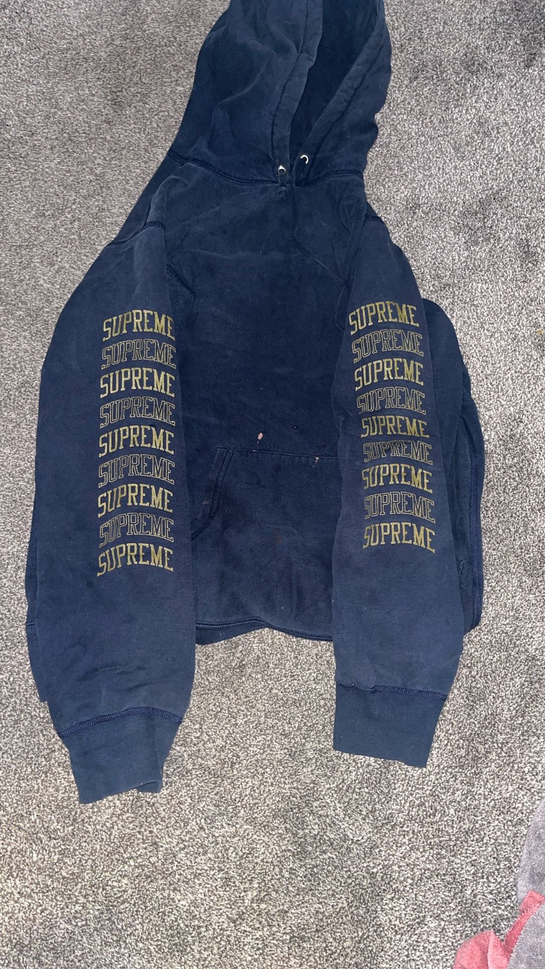 Supreme Hoodie