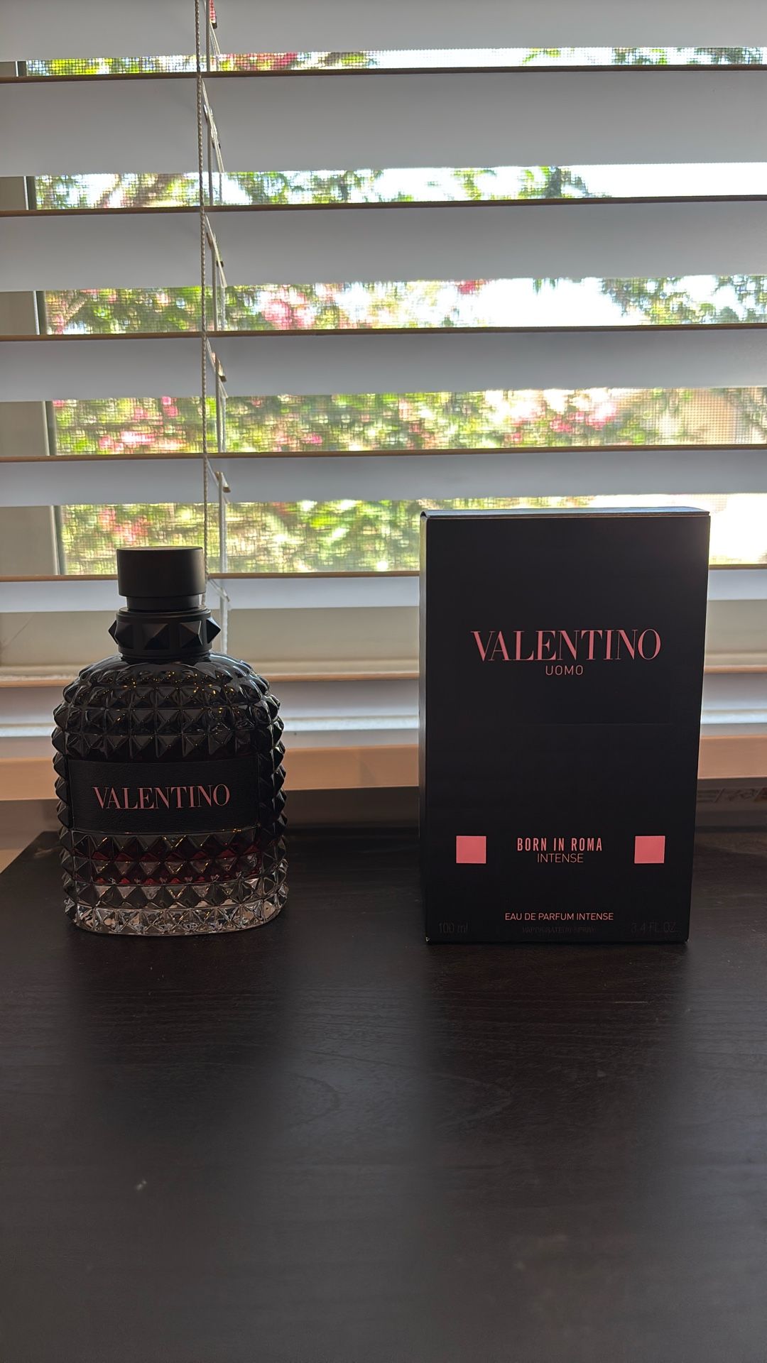 Valentino Born In Roma Intense 