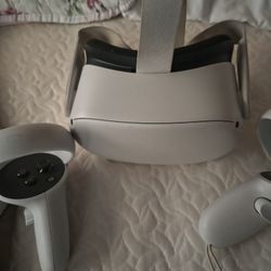 Meta Quest 2 128GB - Great Condition - Fast Sale!