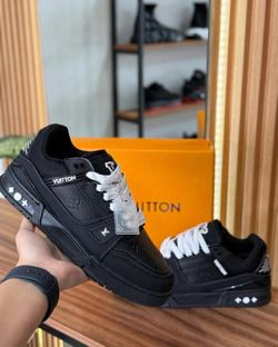 LV trainer shoe