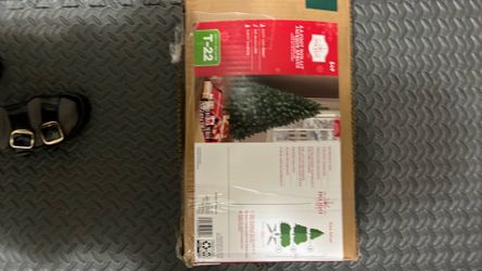 Artificial 6.5 foot Christmas tree