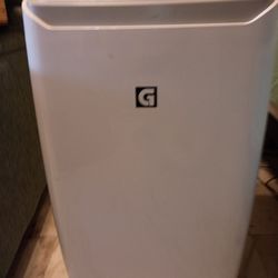 Garvee 1400 BTU Portable AC LIKE NEW