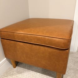 OTTOMAN WITH STORAGE/COFFEE TABLE