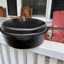 Griswold Dutch Oven With Lid