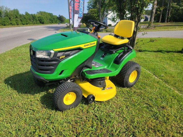 John Deere S110 Review