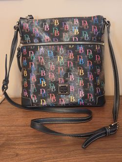 Dooney & Bourke crossbody purse