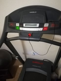 Treadmill Weslo Cadence 5.9