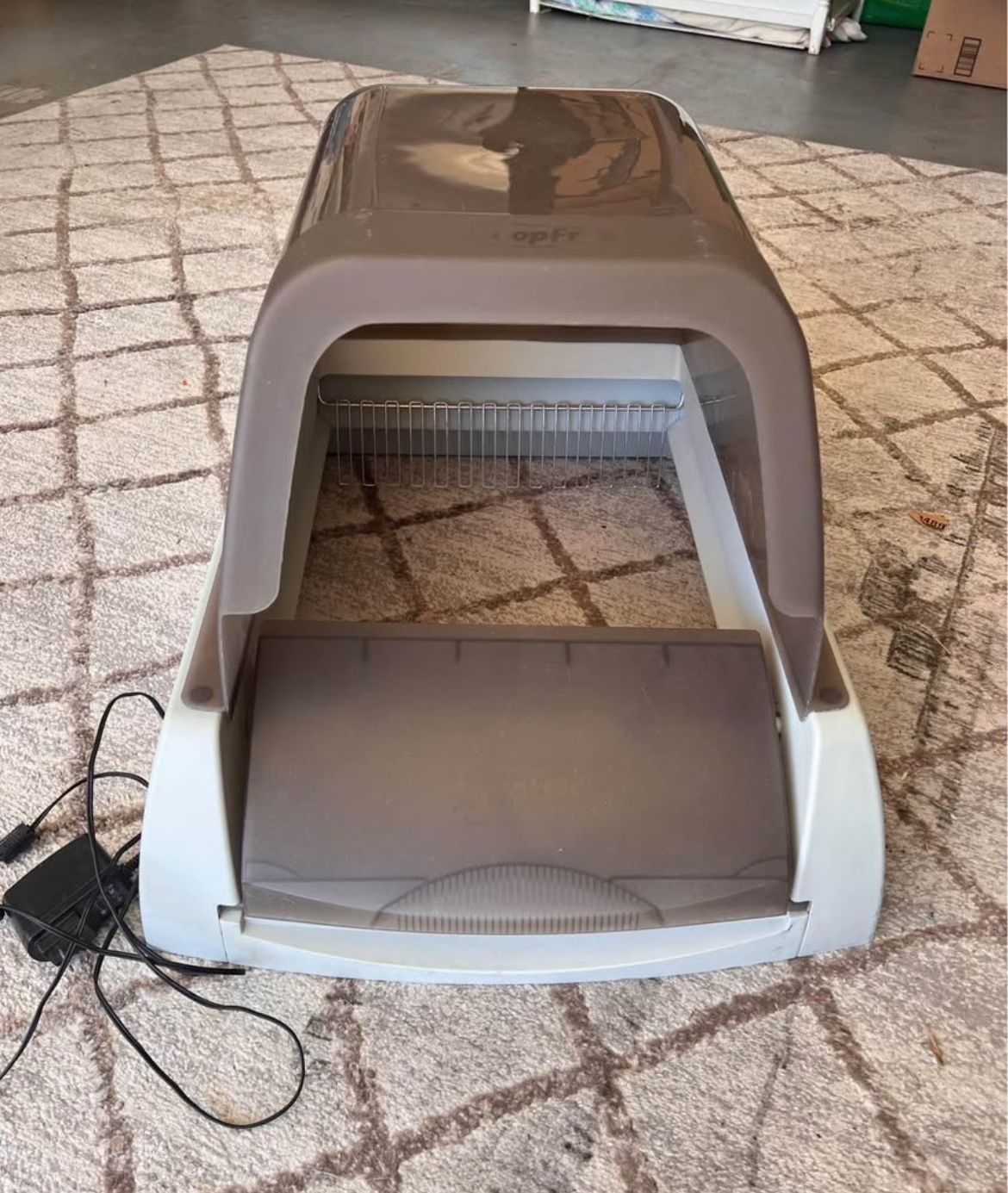Pet Safe Scoop Free Electric Litter Box