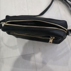 Nice Purse  Almost New 