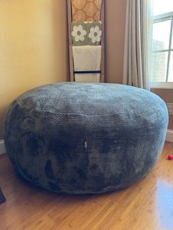 Oversized bean bag