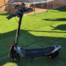 Navee UT5 MAX Electric Scooter