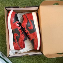 Jordan 1s Low Se Size 7