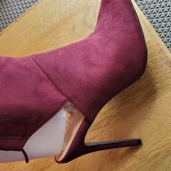Women's Knee High 