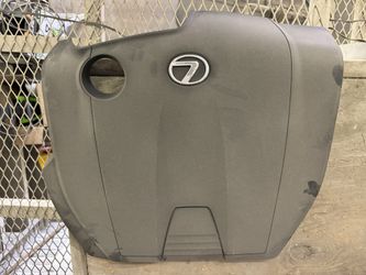 Lexus Is250 / Is300 Engine Cover