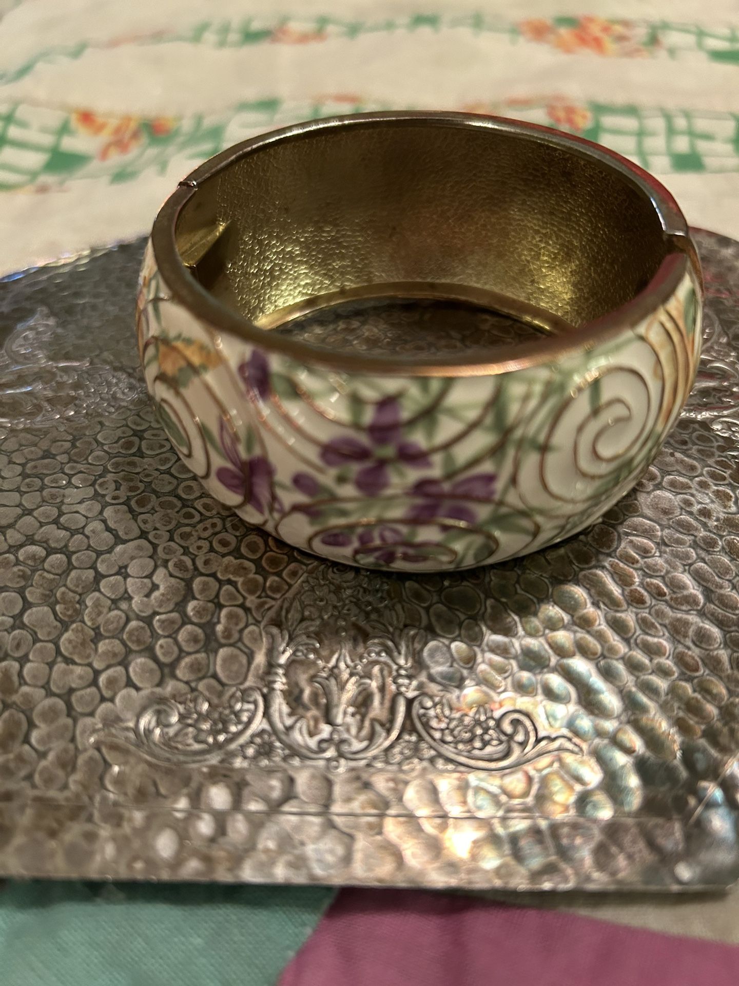 Vintage Brass Hinged Bangle Bracelet