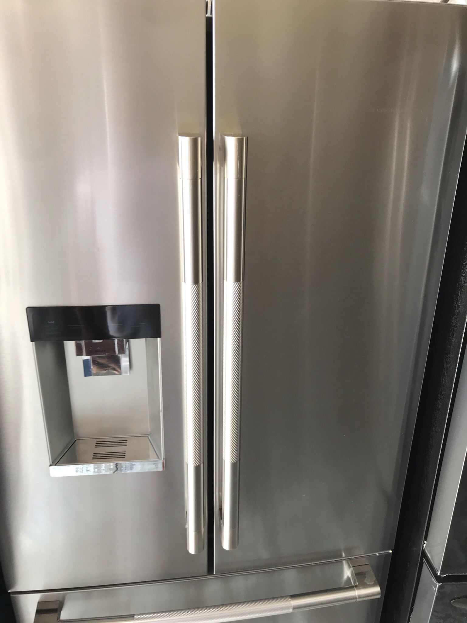Jen Air Refrigerator French Door Refrigerator Good Condition Contuer Deep Like New