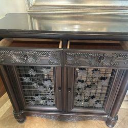 Wine Cabinet/ Home Bar