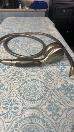 Brushed Nickle Shower Head and Hose