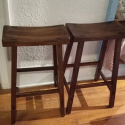 2 CUTE 29"H  BAR STOOLS AT PICKY PINCHERS 801 TURNER ST CLEARWATER OPEN TODAY 12-4 FREE DELIVERY 