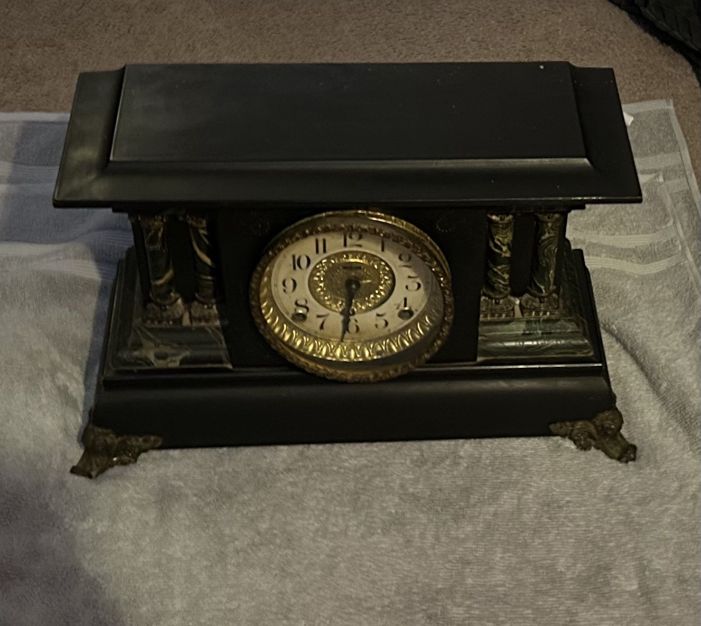  Antique Ingraham 8 Day Gonging Mantle Clock ~ Early 1900's ~ 