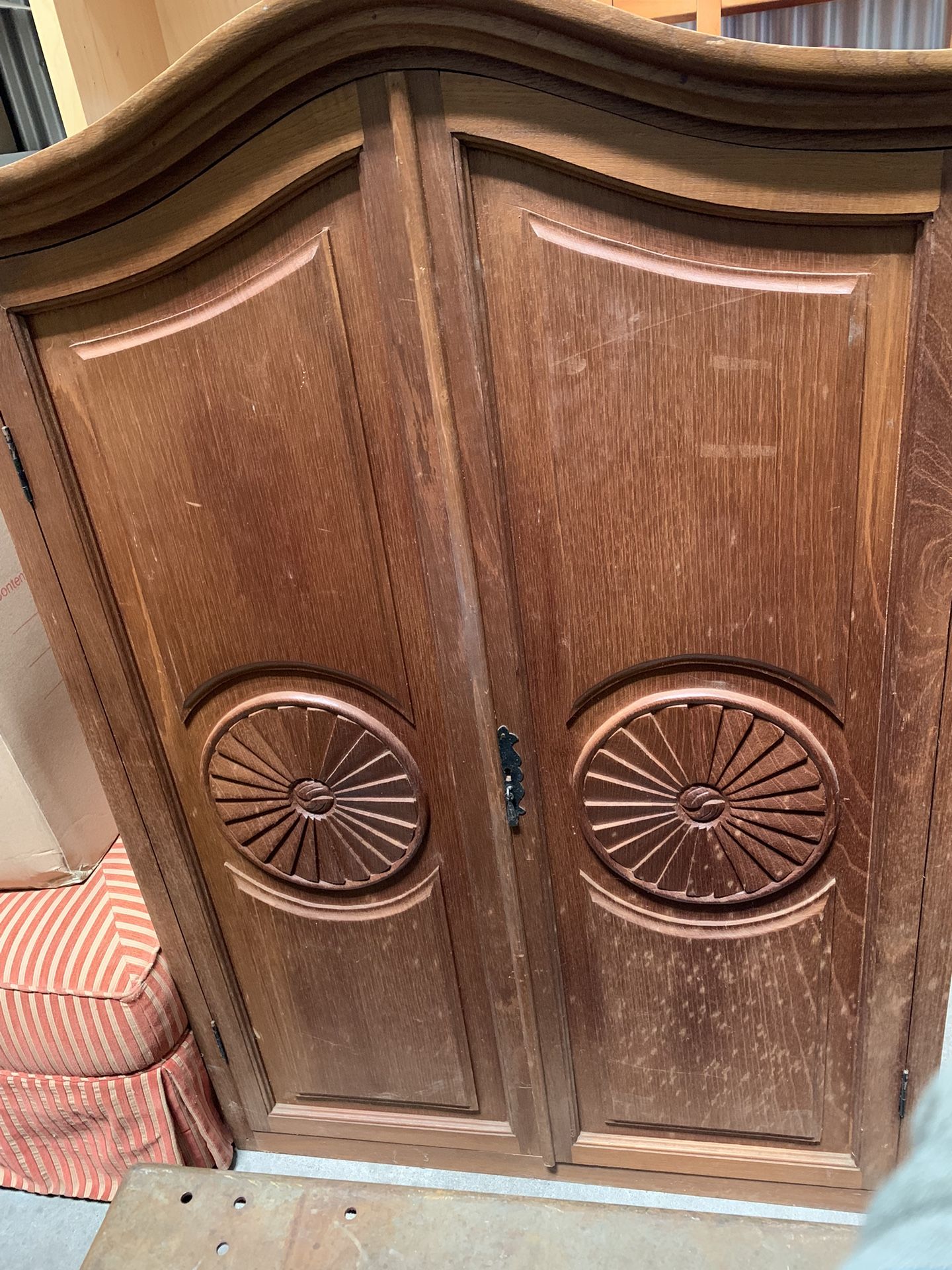 FREE Carved Wood Armoire With Brass Hardware Bring 2 People To Move