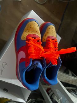 Air Force 1 woman. Multicolor Nike shoes
