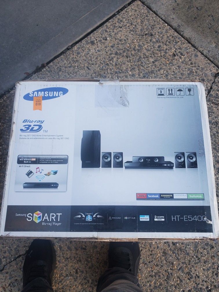 Samsung blu-ray entertainment center