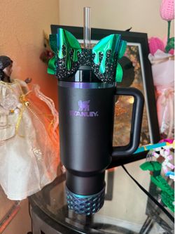 40-oz Stanley