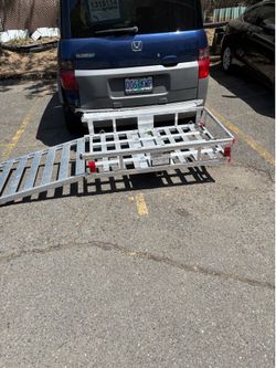 Aluminum cargo hitch
