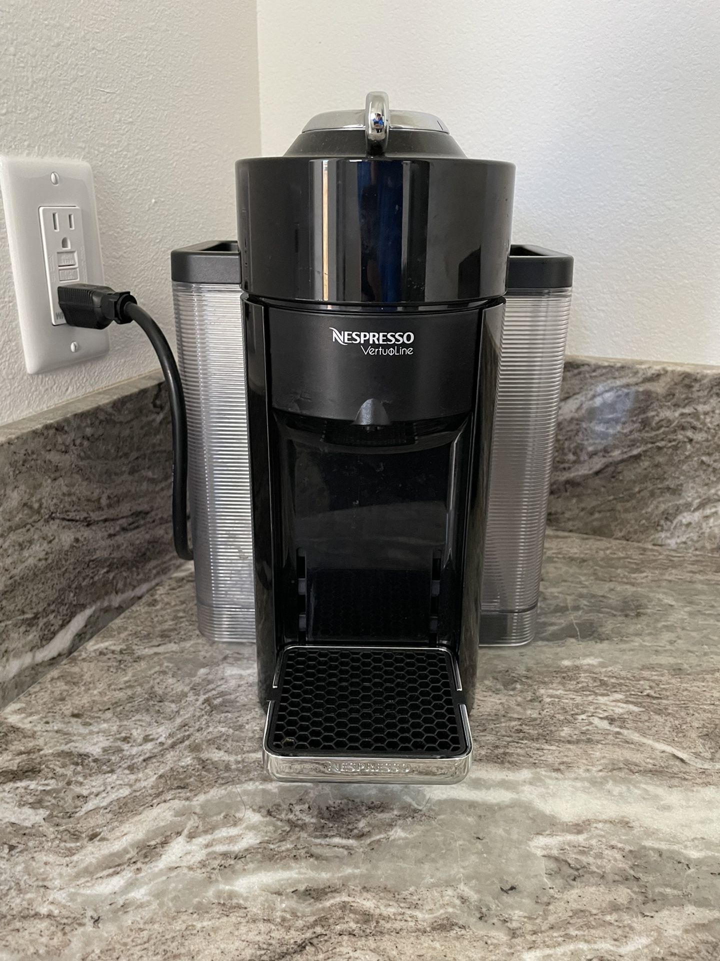 Nespresso Vurtuoline Coffee & Espresso Machine