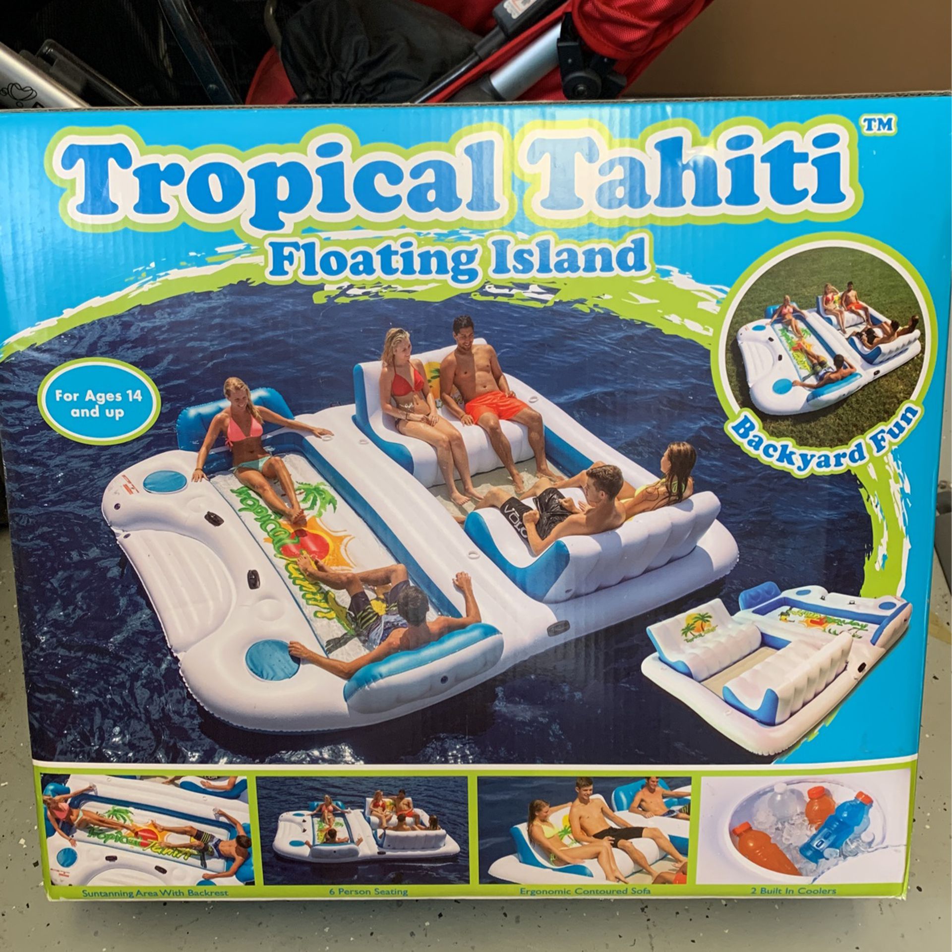 Tropical Tahiti Floating Island