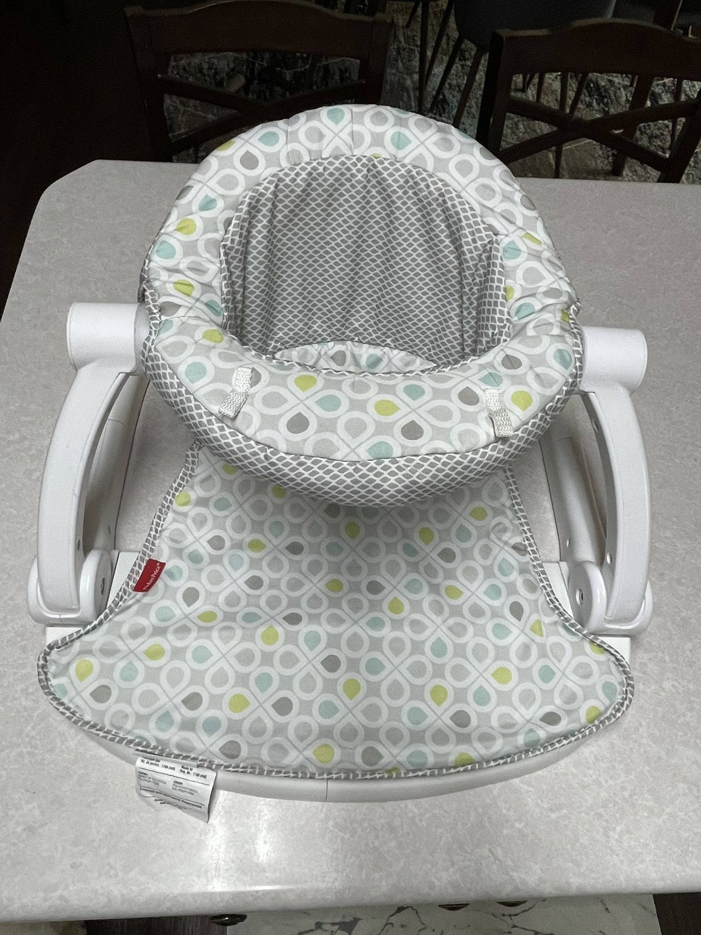 Fisher-Price Baby Portable Chair Sit Me Up Floor Seat