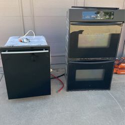 Kitchen Aid Double Stove And Jen Air Dishwasher
