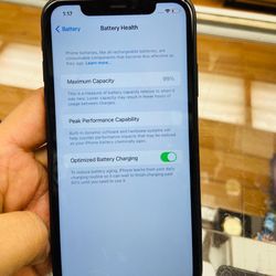 Apple IPhone 11 64gb Unlocked 99 Percent Battery Health 