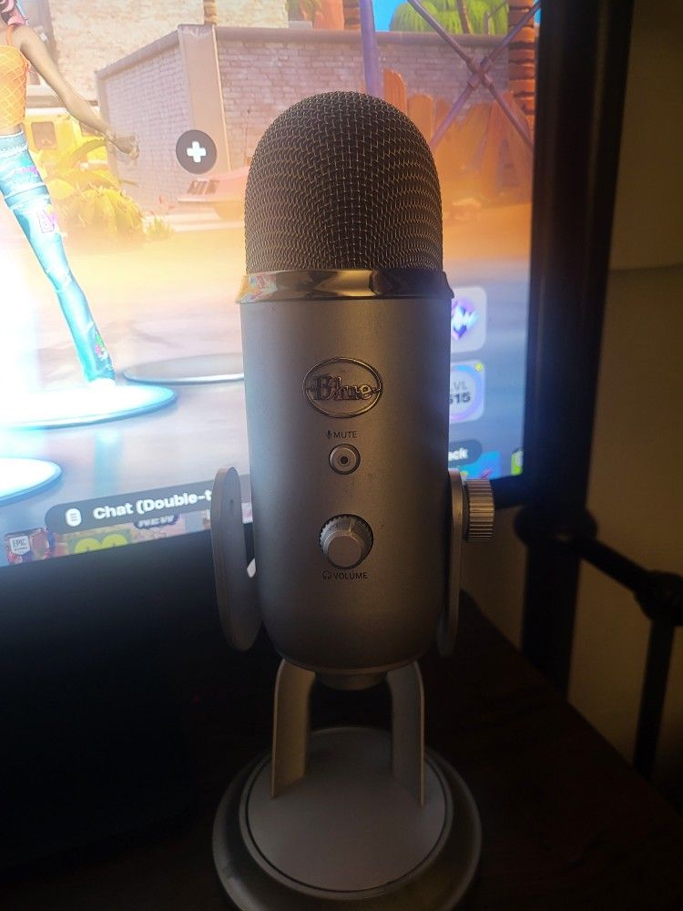 Blue yeti microphone