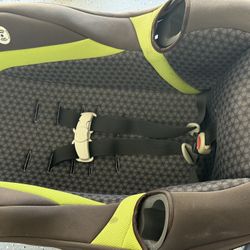 Free Graco Child Car Saftey Seat