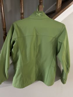 Arc’teryx Women’s Jacket Size S