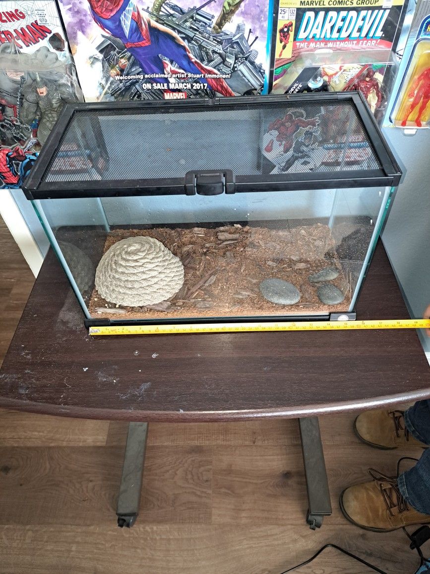 5 Gallon Reptile Tank