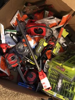 Milwaukee grab bag box! 💥💥💥💥💥💥👍🏽👍🏽👍🏽👍🏽👍🏽. Only 5 & 10 dollars each!!!