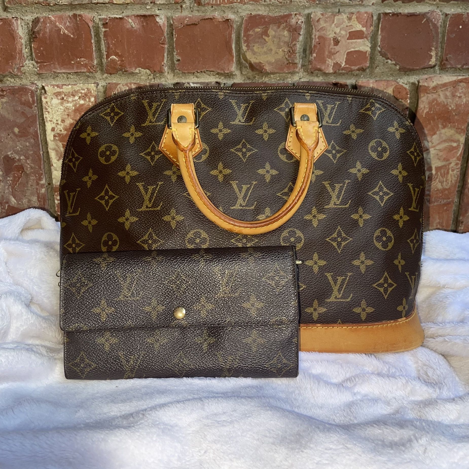 Louis Vuitton Alma pm handbag & Sarah wallet both in brown monogram