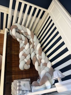 White 3-in-1 crib