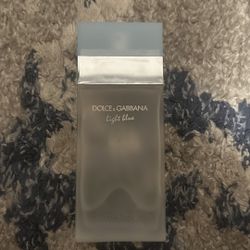 Selling 95% Full Dolce & Gabbana Light Blue Colonge
